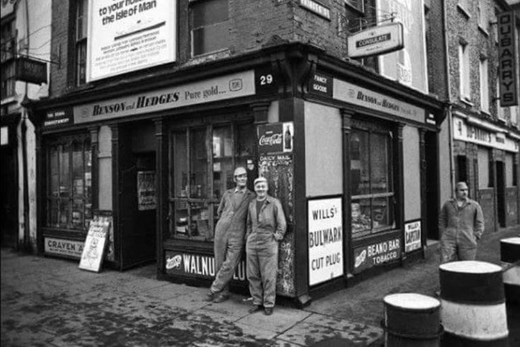 Historic Pubs of the Cathedral Quarter